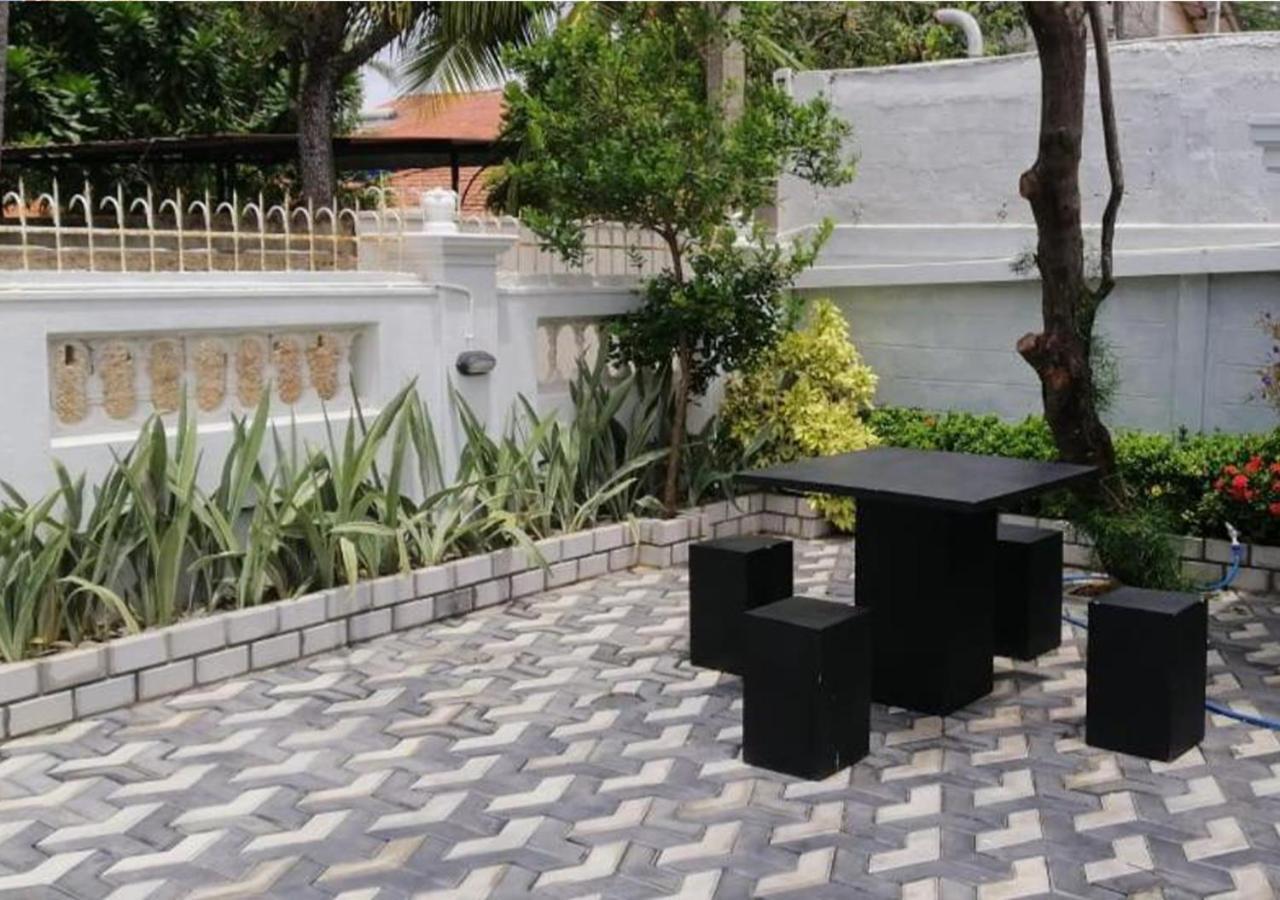 Cozy Inn نيجومبو المظهر الخارجي الصورة