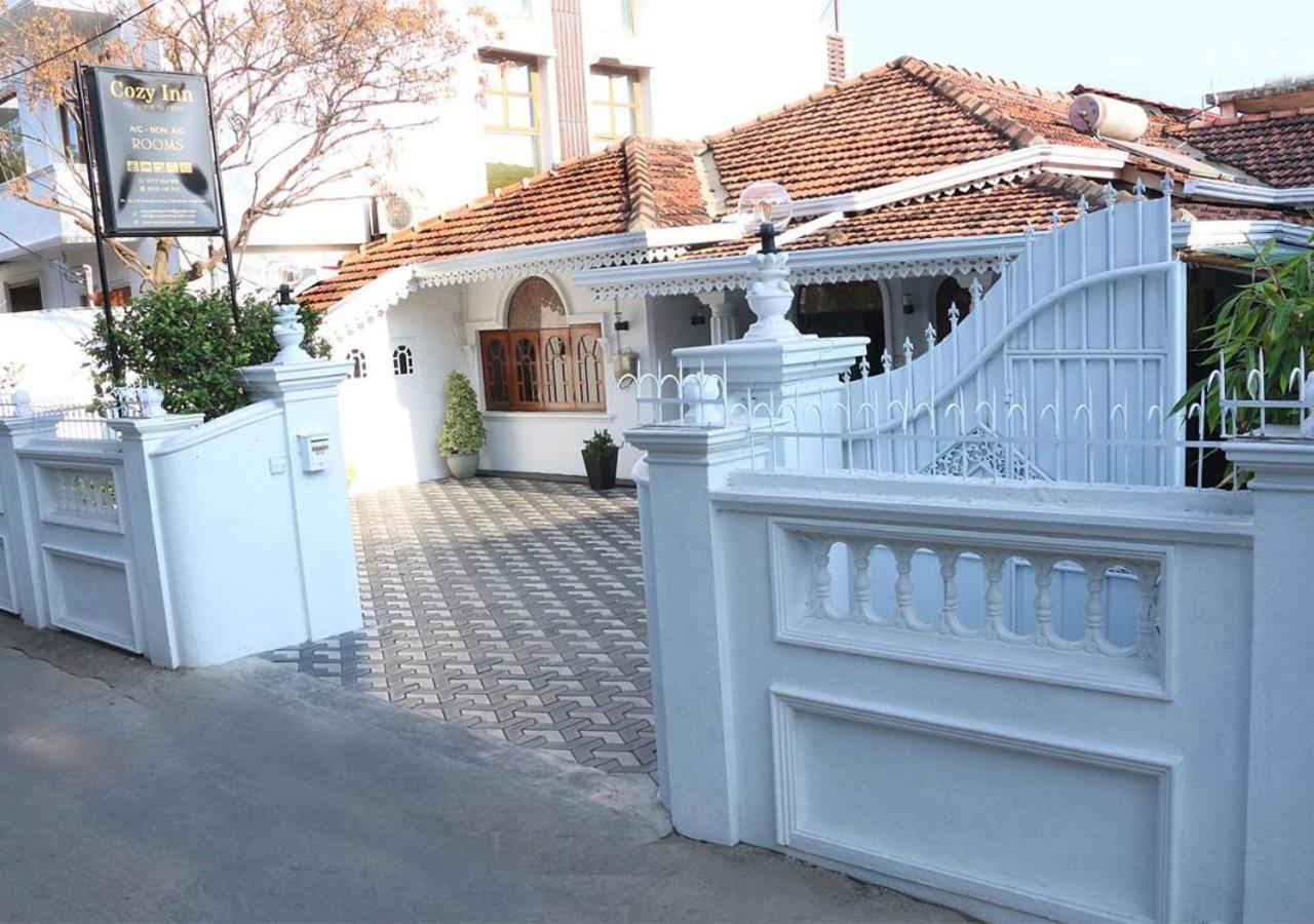 Cozy Inn نيجومبو المظهر الخارجي الصورة