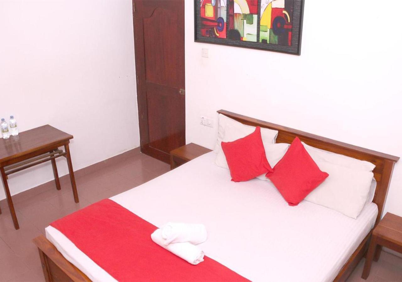 Cozy Inn نيجومبو المظهر الخارجي الصورة
